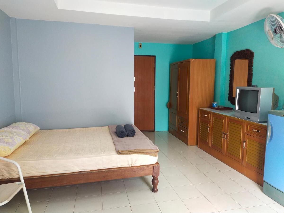 Phonsomboon Guesthouse タオ島 エクステリア 写真