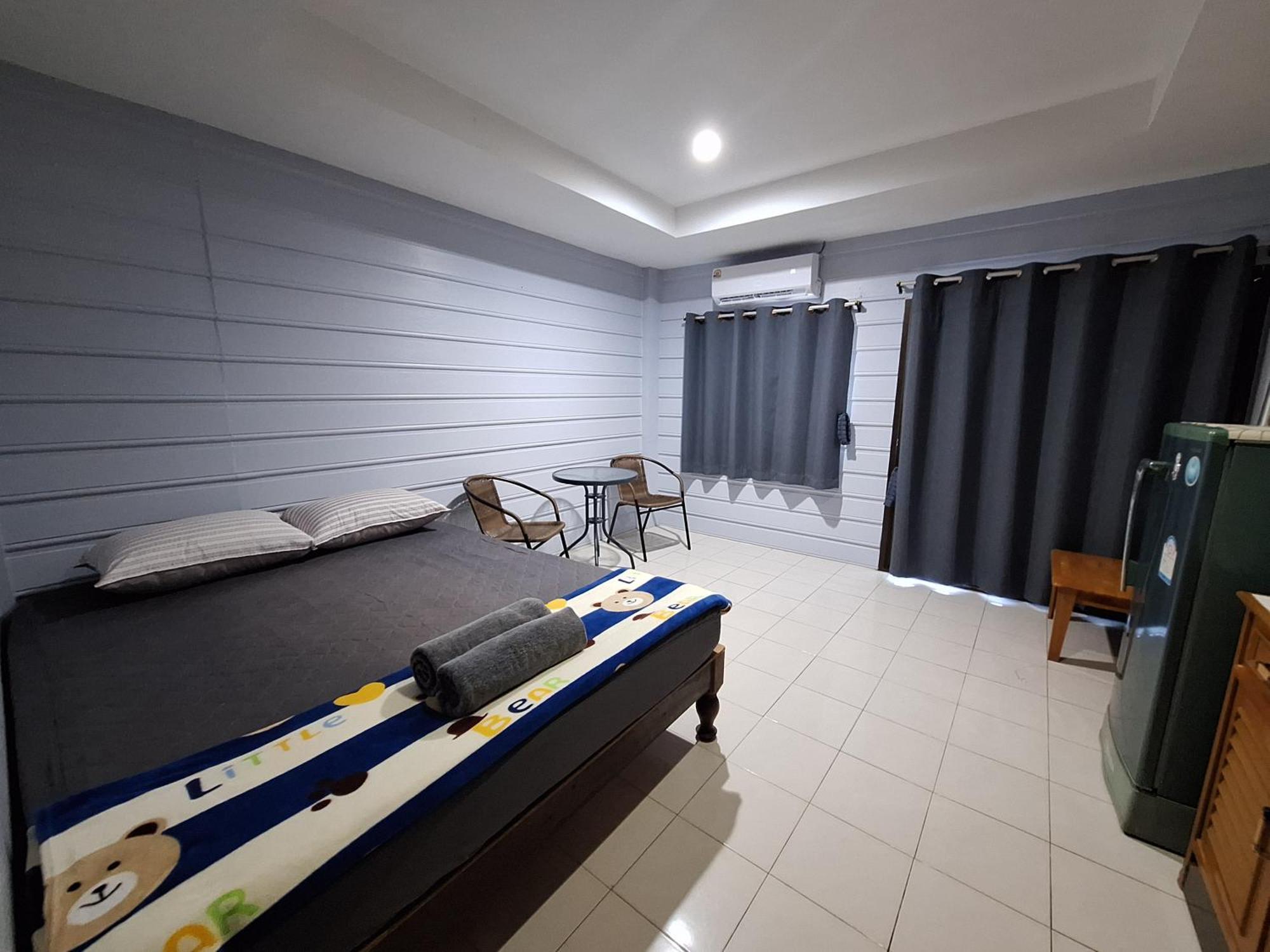 Phonsomboon Guesthouse タオ島 エクステリア 写真