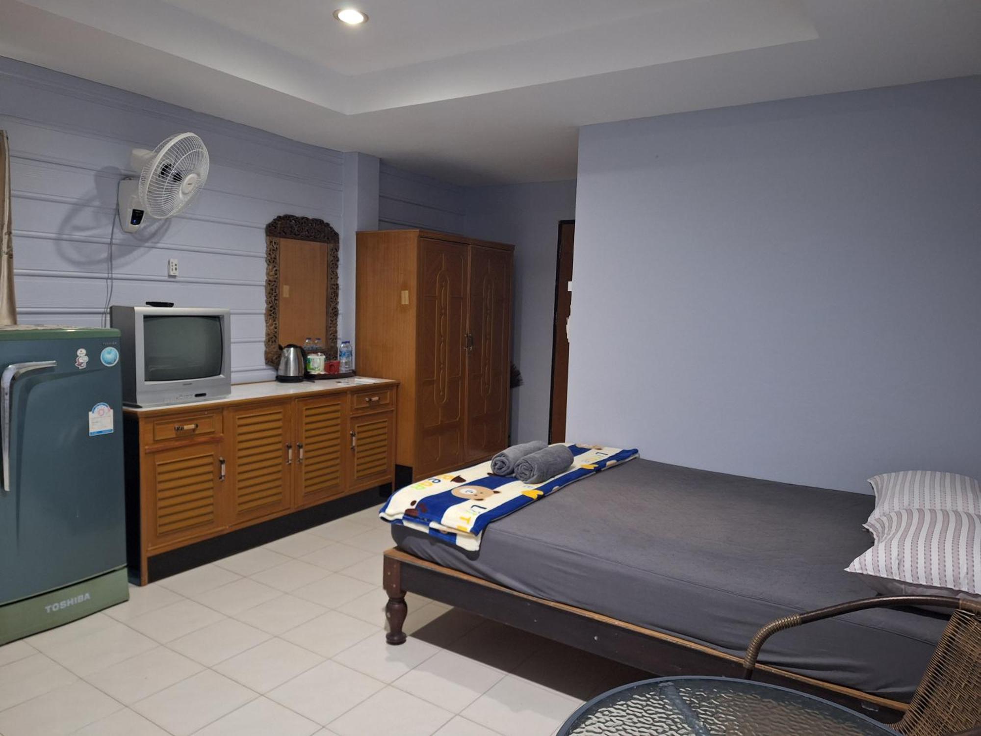 Phonsomboon Guesthouse タオ島 部屋 写真